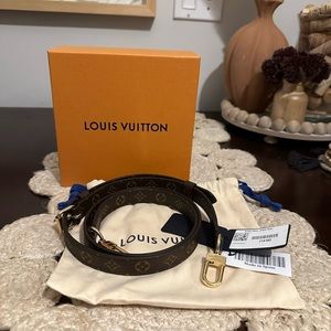 Louis Vuitton Bandouliere or Bandolier Strap in Monogram